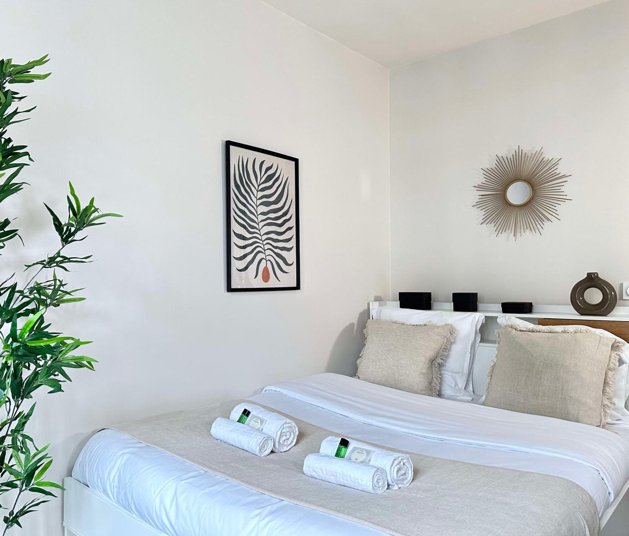 パリWelcoming & Cosy Flat Near Republiqueアパートメント エクステリア 写真