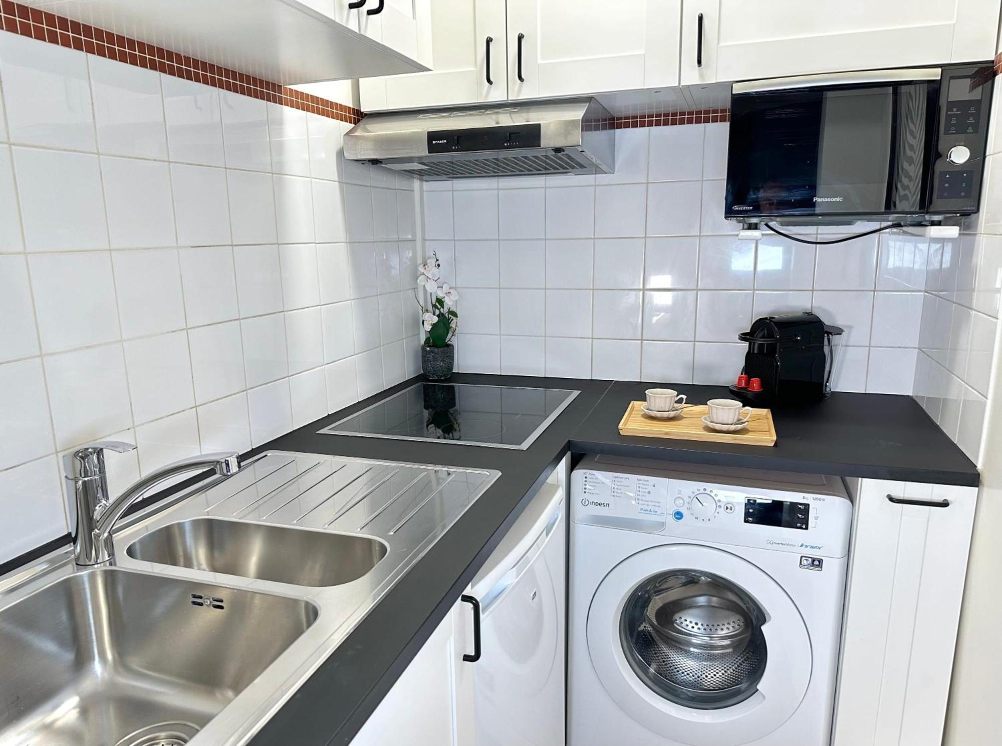 パリWelcoming & Cosy Flat Near Republiqueアパートメント エクステリア 写真