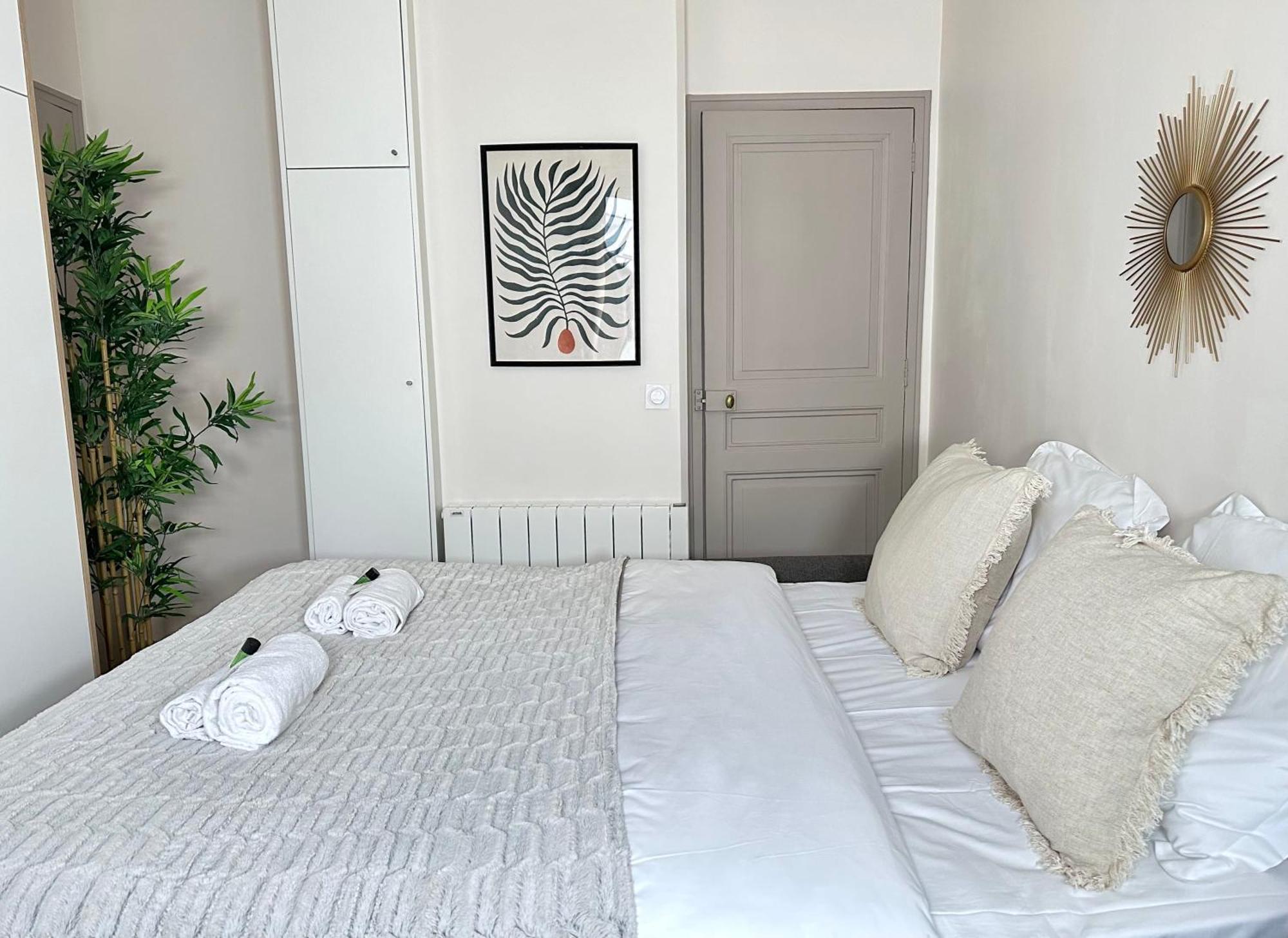 パリWelcoming & Cosy Flat Near Republiqueアパートメント エクステリア 写真