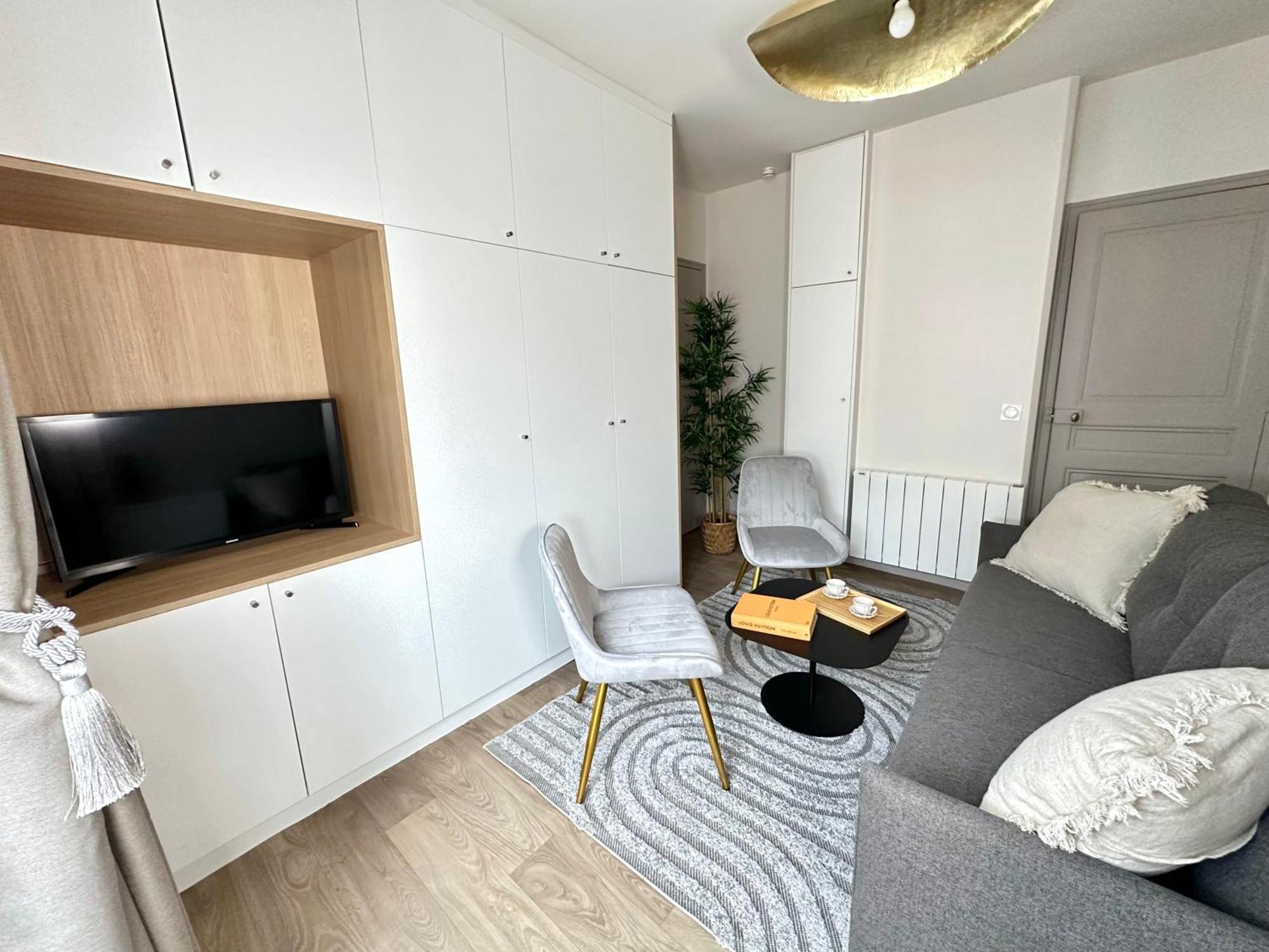 パリWelcoming & Cosy Flat Near Republiqueアパートメント エクステリア 写真
