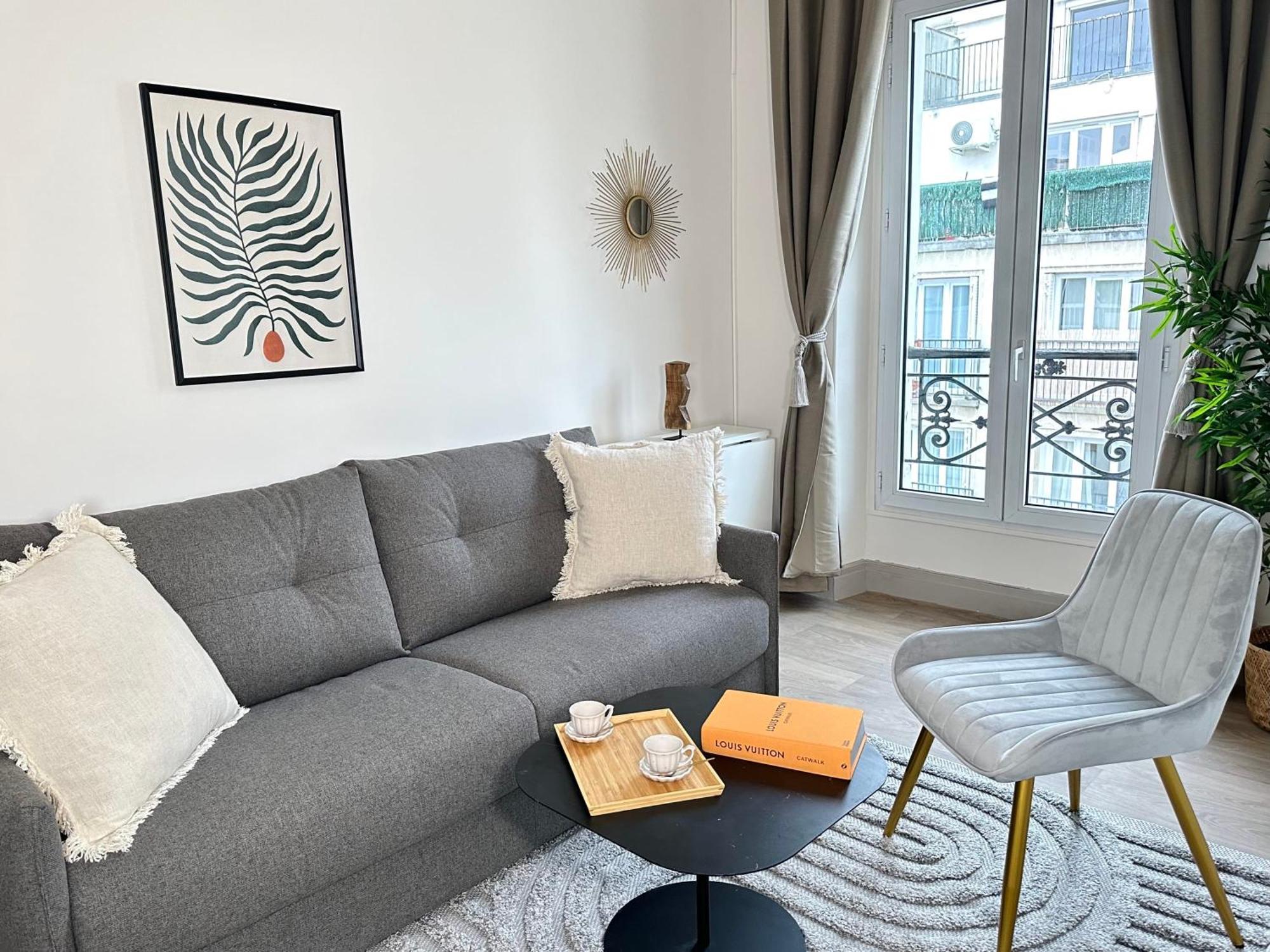 パリWelcoming & Cosy Flat Near Republiqueアパートメント エクステリア 写真